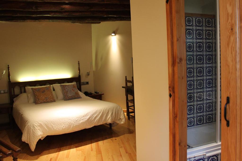 Hotel Can Borrell Meranges Room photo